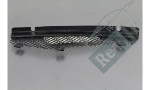 Grille admission d'air pour frein aile avant droit ferrari 458 (81368400/U)