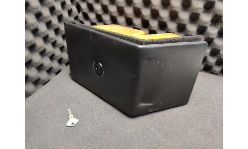 Glove box with covering GTB 